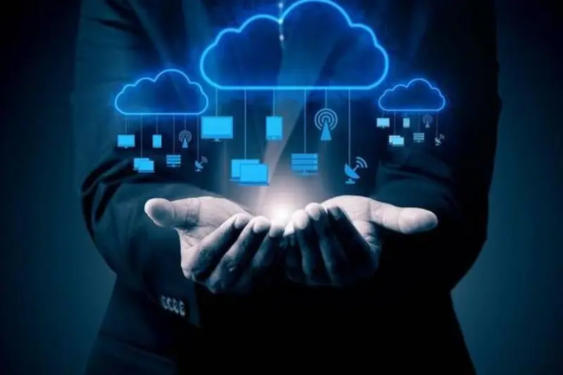 challenges in decentralized apps